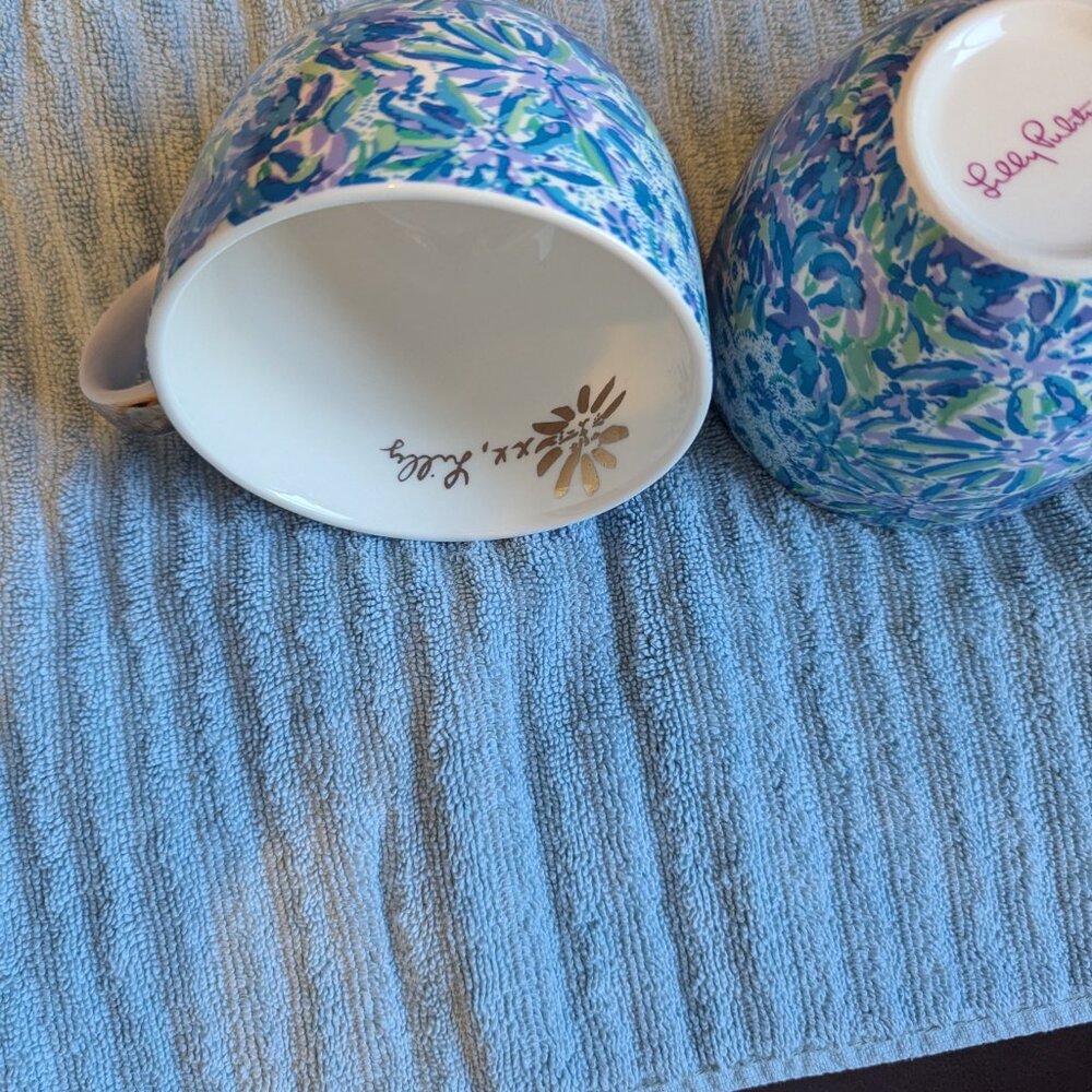 BOGO | Designer Mug | Lilly Pulitzer | Lion Around Pattern | Vibrant Blue & Gold - Picture 9 of 9